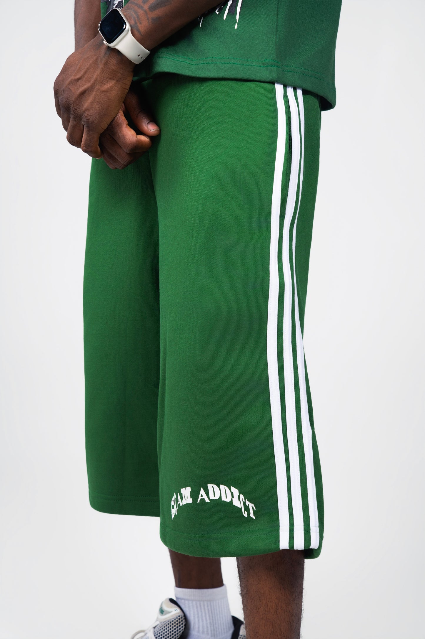 Addict Apparel Set